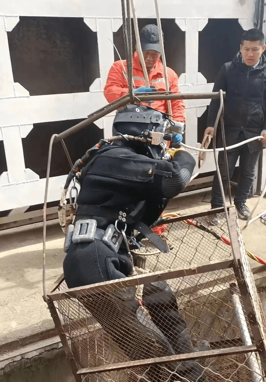 2023-11-21T08:41:11.png 2023-11-21T08:41:11.png