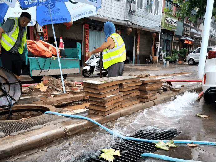 2025-08-18T01:59:28.png 2025-08-18T01:59:28.png