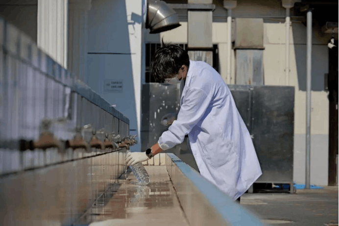 2025-09-22T06:51:18.png 2025-09-22T06:51:18.png