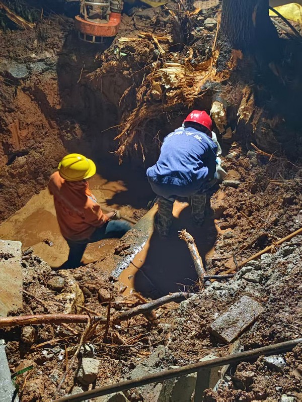 圖片 2.jpg 圖片 2.jpg