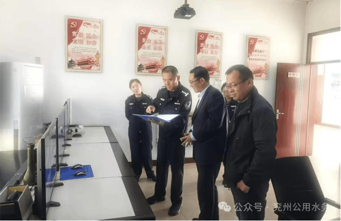 2025-10-30T07:46:03.png 2025-10-30T07:46:03.png