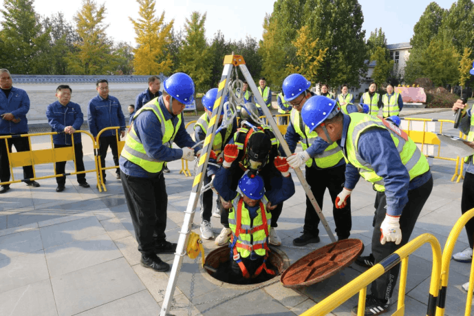 2025-11-10T07:51:43.png 2025-11-10T07:51:43.png