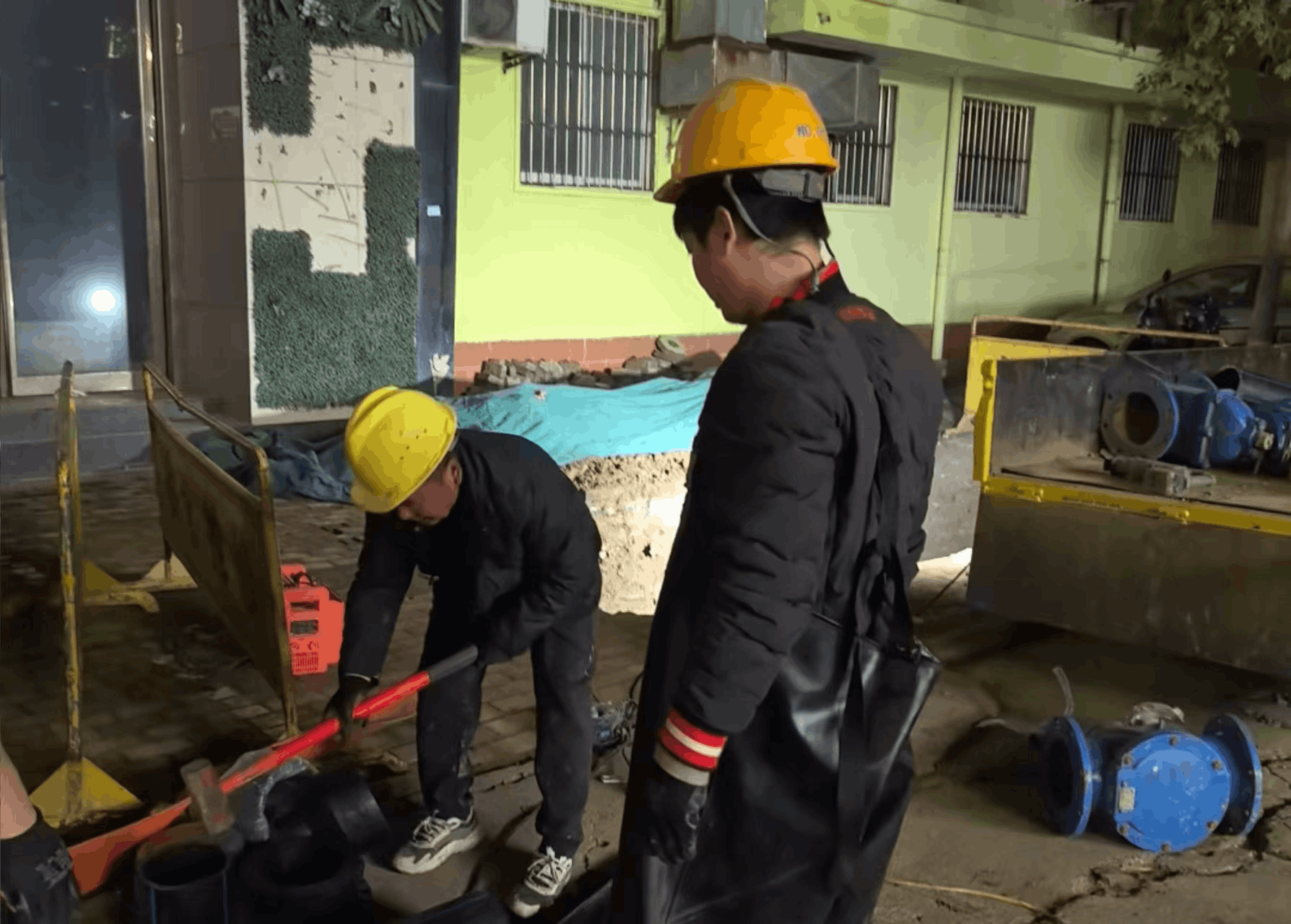 2025-11-15T06:42:45.png 2025-11-15T06:42:45.png