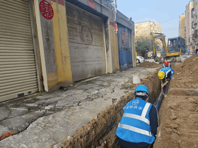 2025-11-25T05:51:41.png 2025-11-25T05:51:41.png