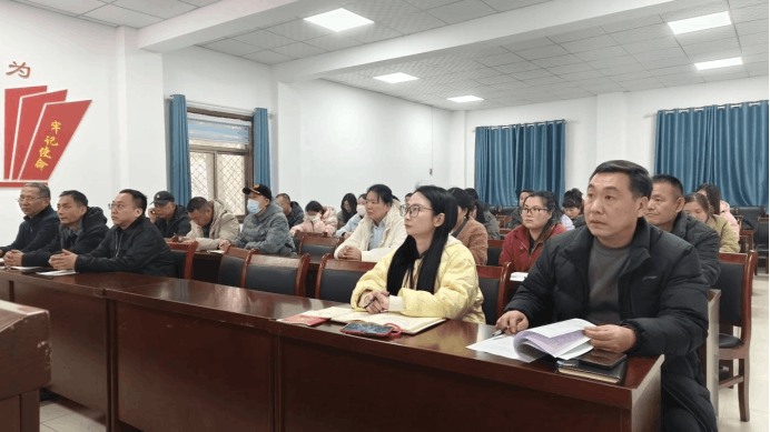 2025-12-15T08:15:54.png 2025-12-15T08:15:54.png