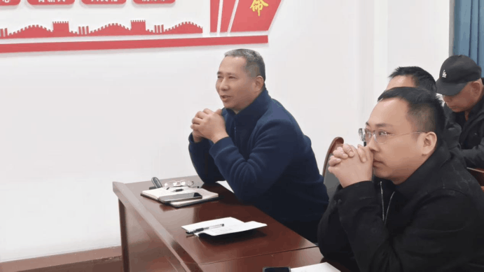 2025-12-15T08:16:11.png 2025-12-15T08:16:11.png